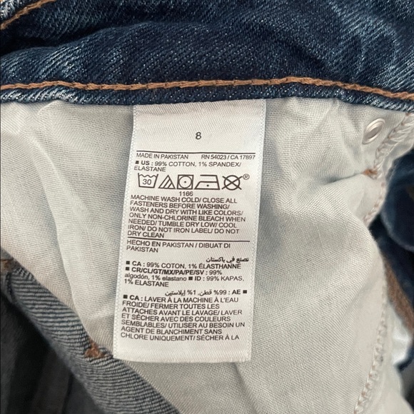 Old Navy High Rise Straight Jeans - Picture 10 of 10